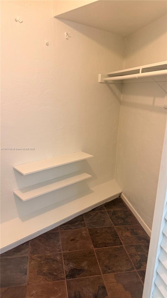 VILLAS OF MIAMI LAKES CON - Residential Lease