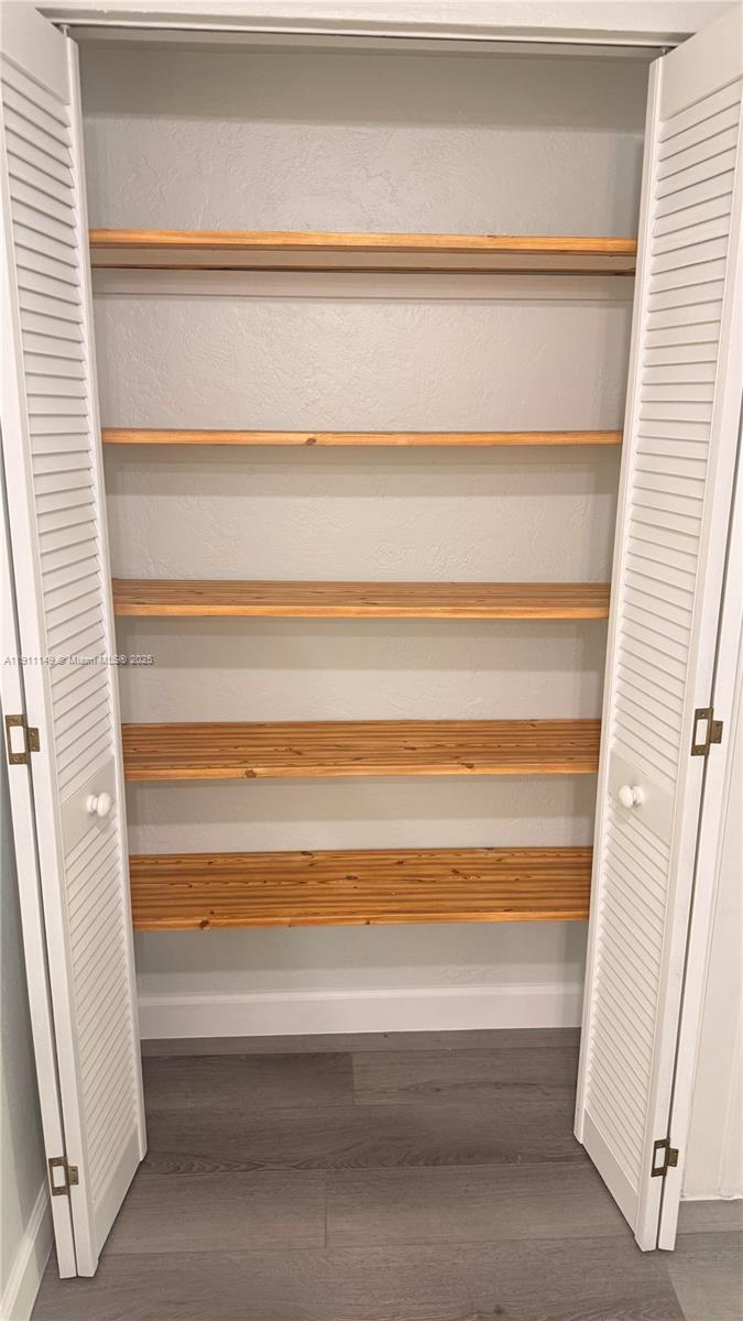 VILLAS OF MIAMI LAKES CON - Residential Lease