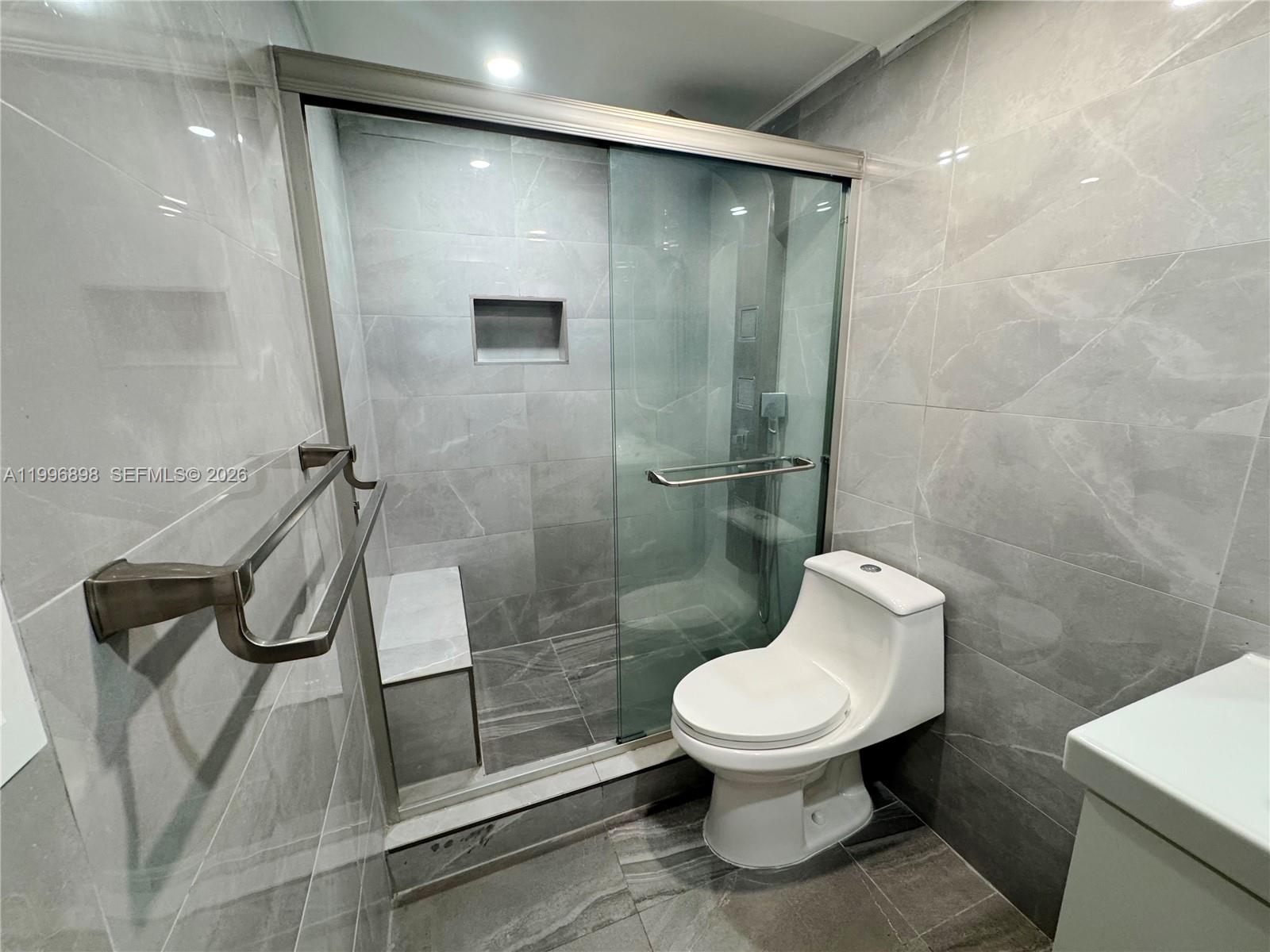 ISLAND PLACE AT NORTH BAY - Residential