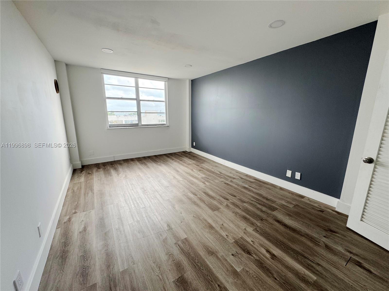 ISLAND PLACE AT NORTH BAY - Residential