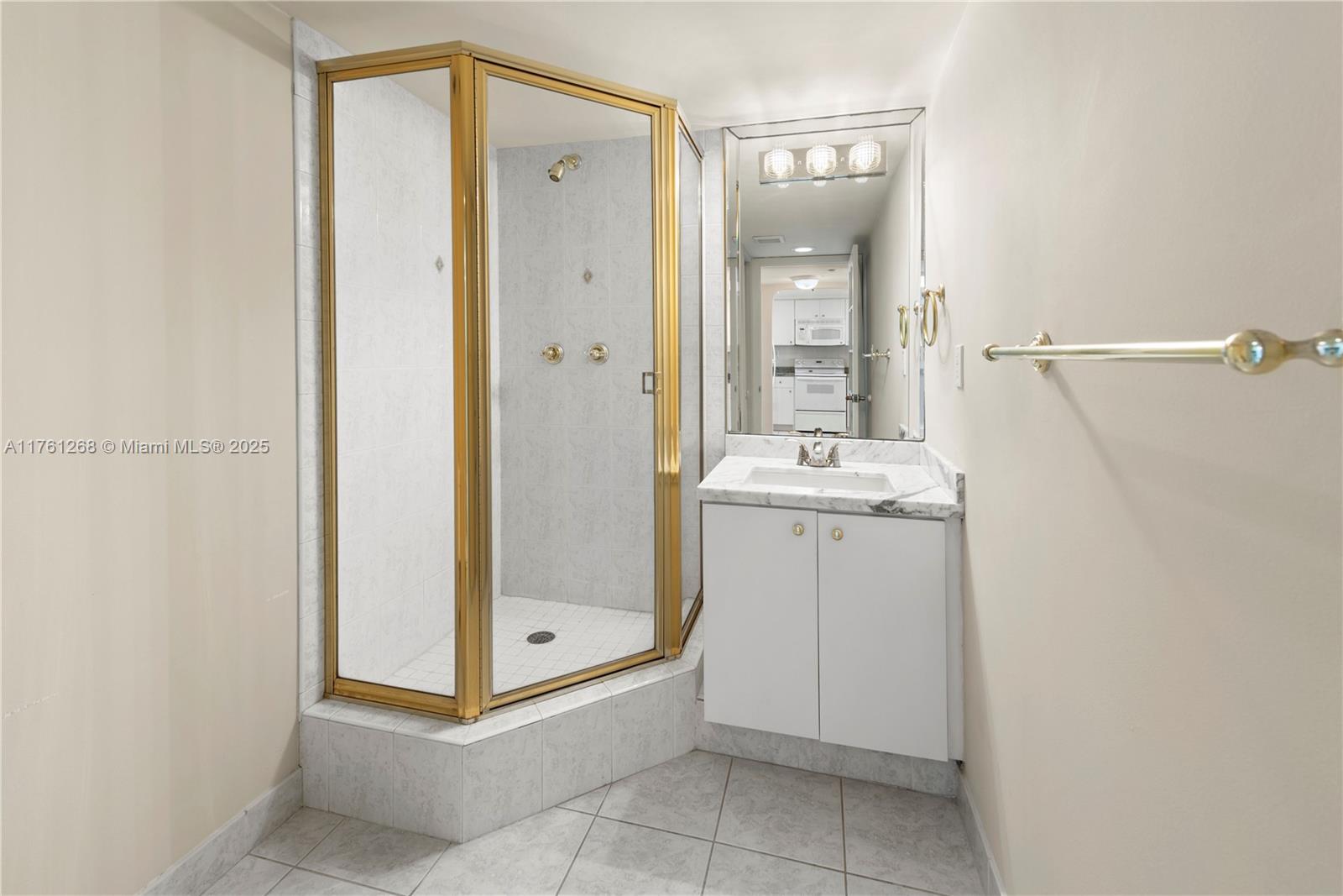 CLUB ATLANTIS CONDO - Residential