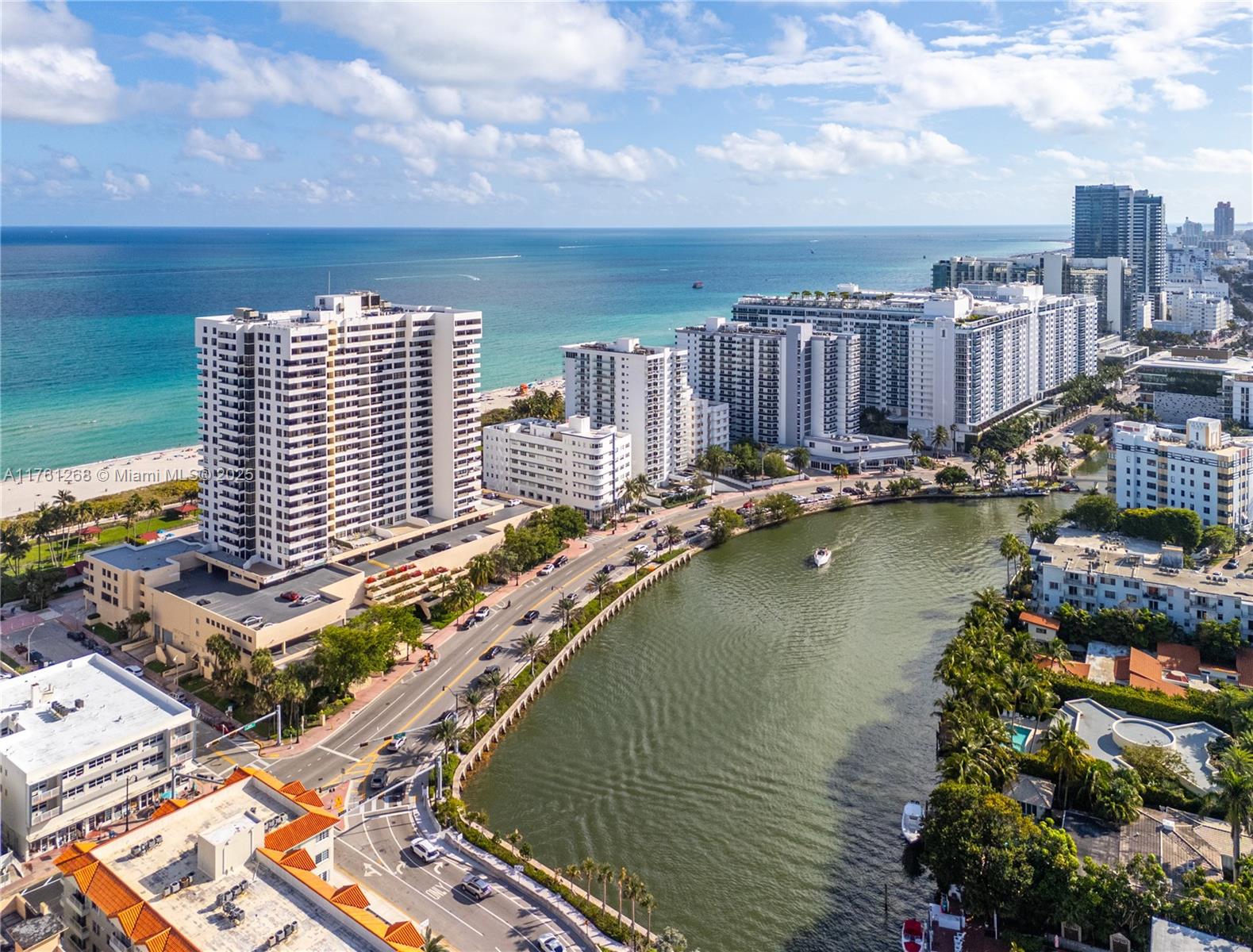 CLUB ATLANTIS CONDO - Residential