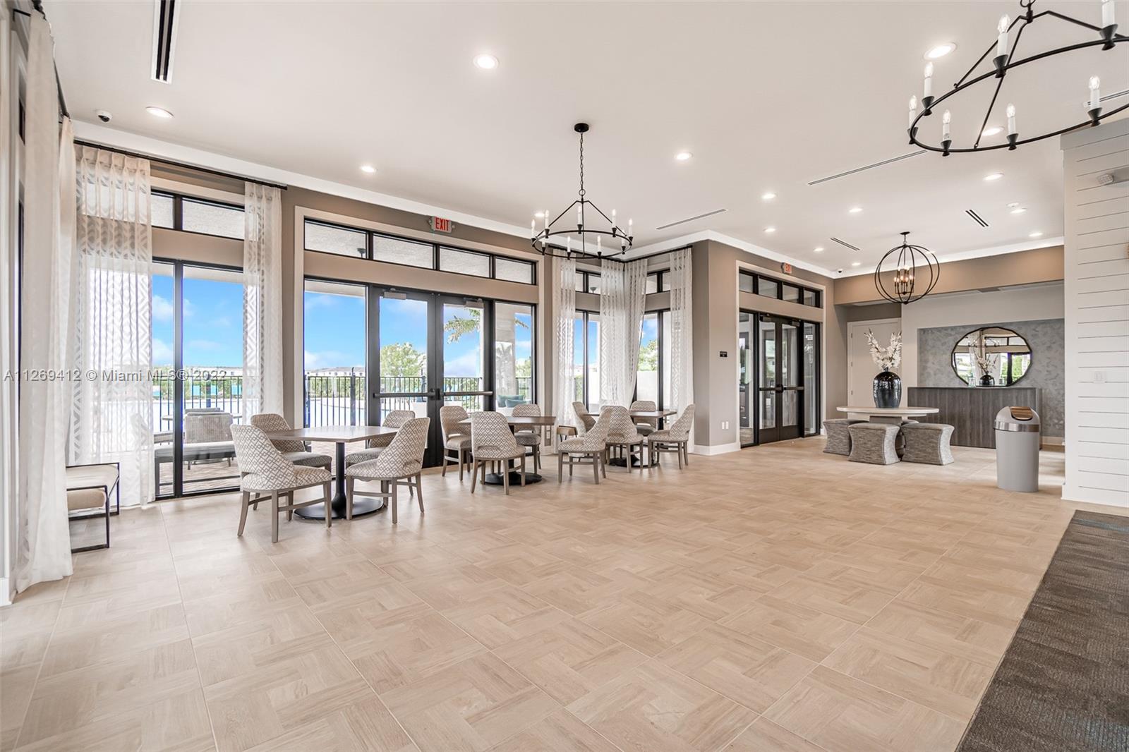 MC RESIDENTIAL - Residential