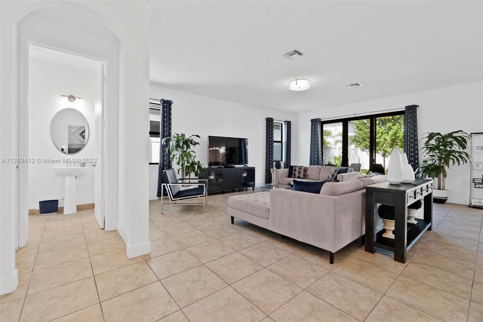 MC RESIDENTIAL - Residential