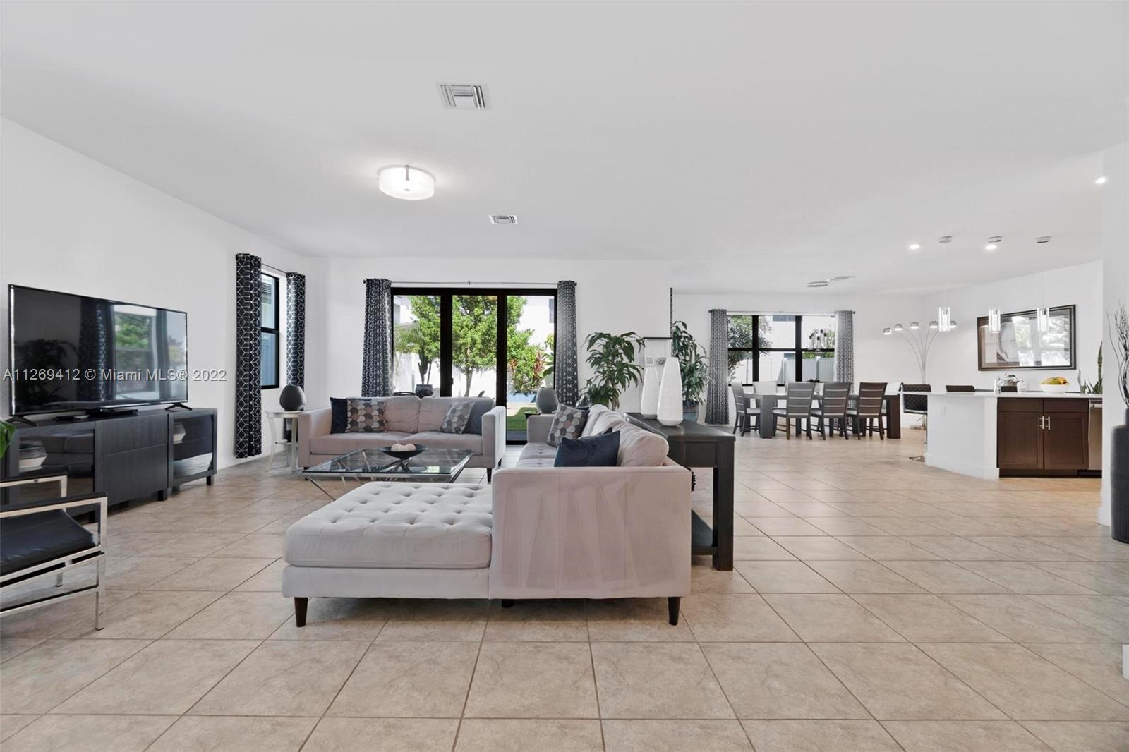 MC RESIDENTIAL - Residential