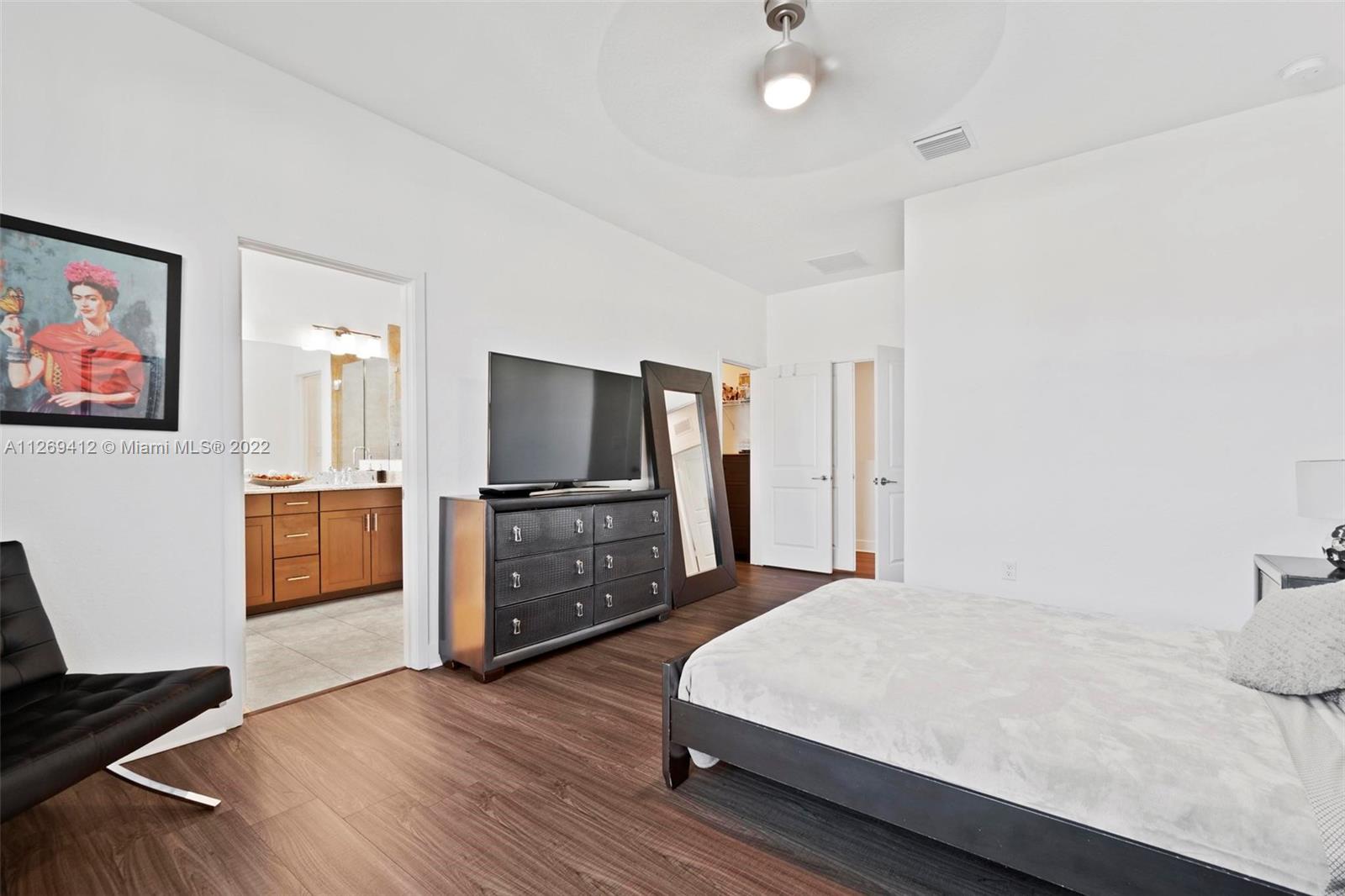 MC RESIDENTIAL - Residential