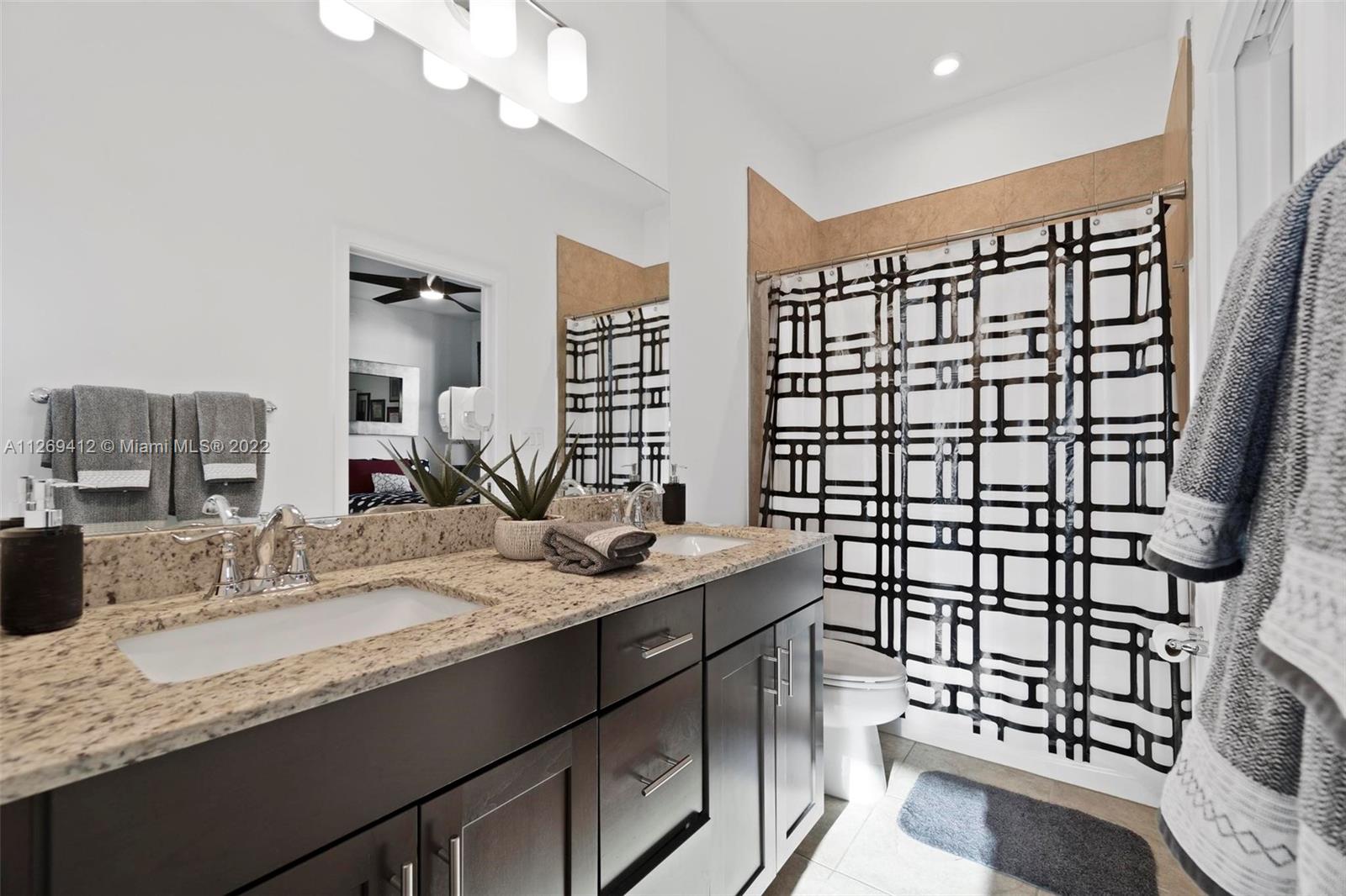 MC RESIDENTIAL - Residential