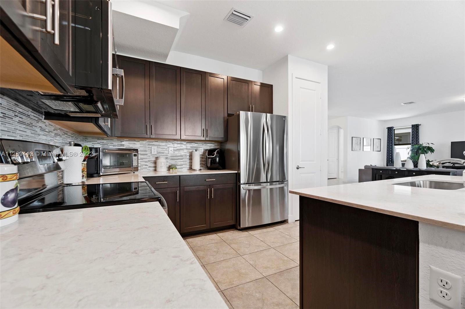 MC RESIDENTIAL - Residential