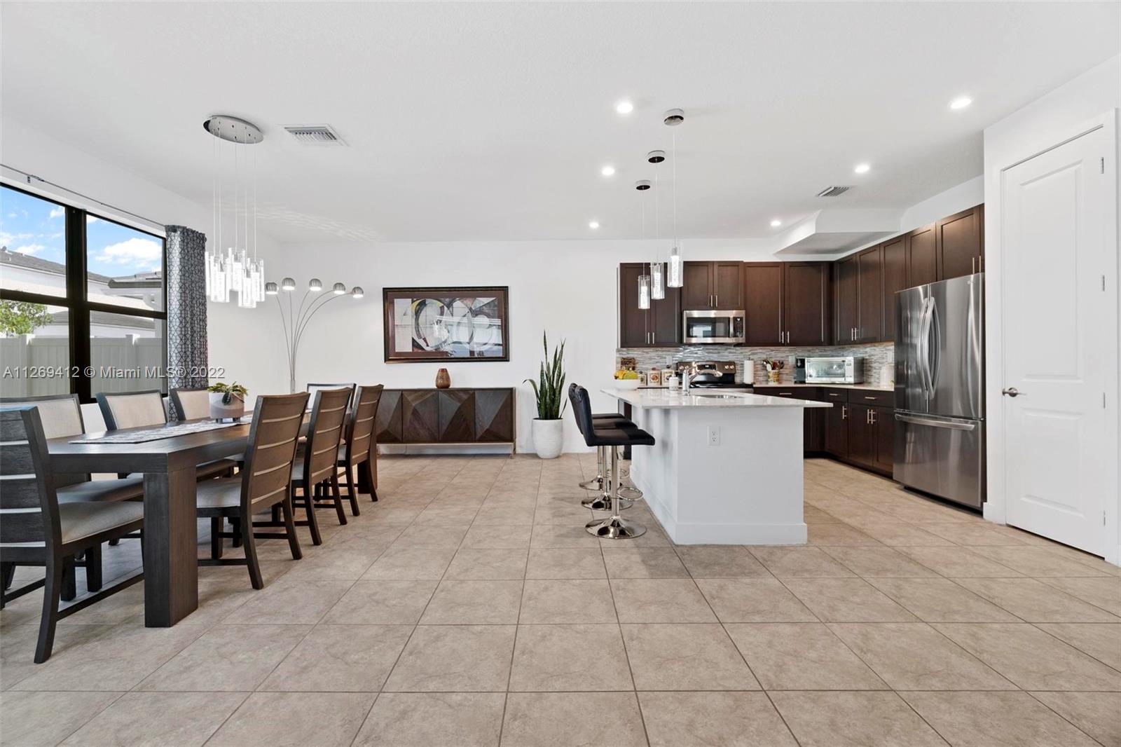 MC RESIDENTIAL - Residential