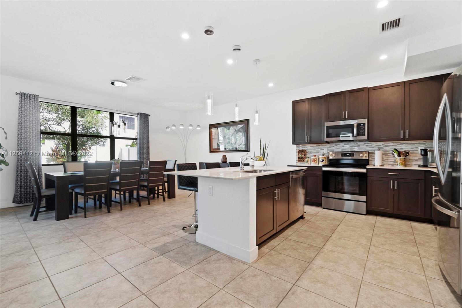 MC RESIDENTIAL - Residential