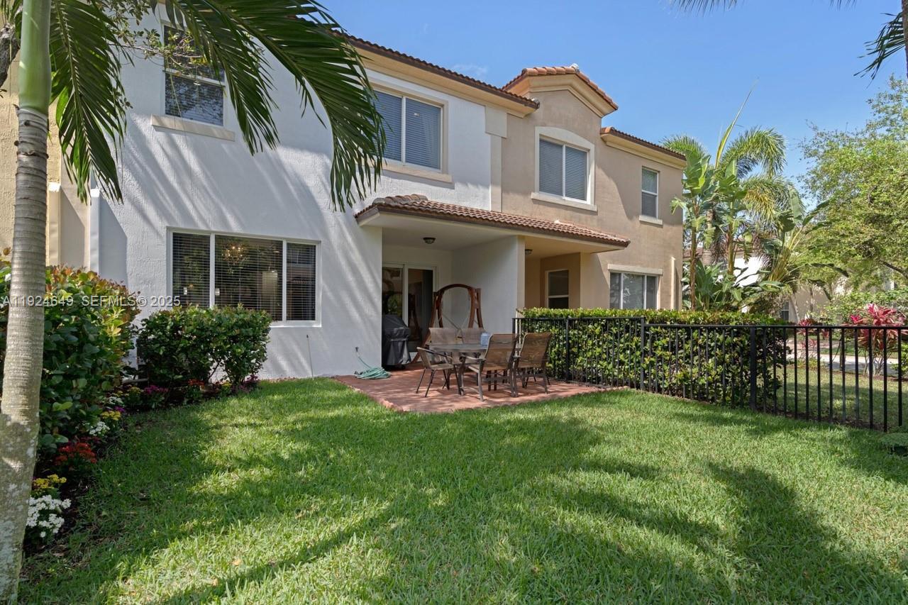 OAKTON PRESERVE - Residential