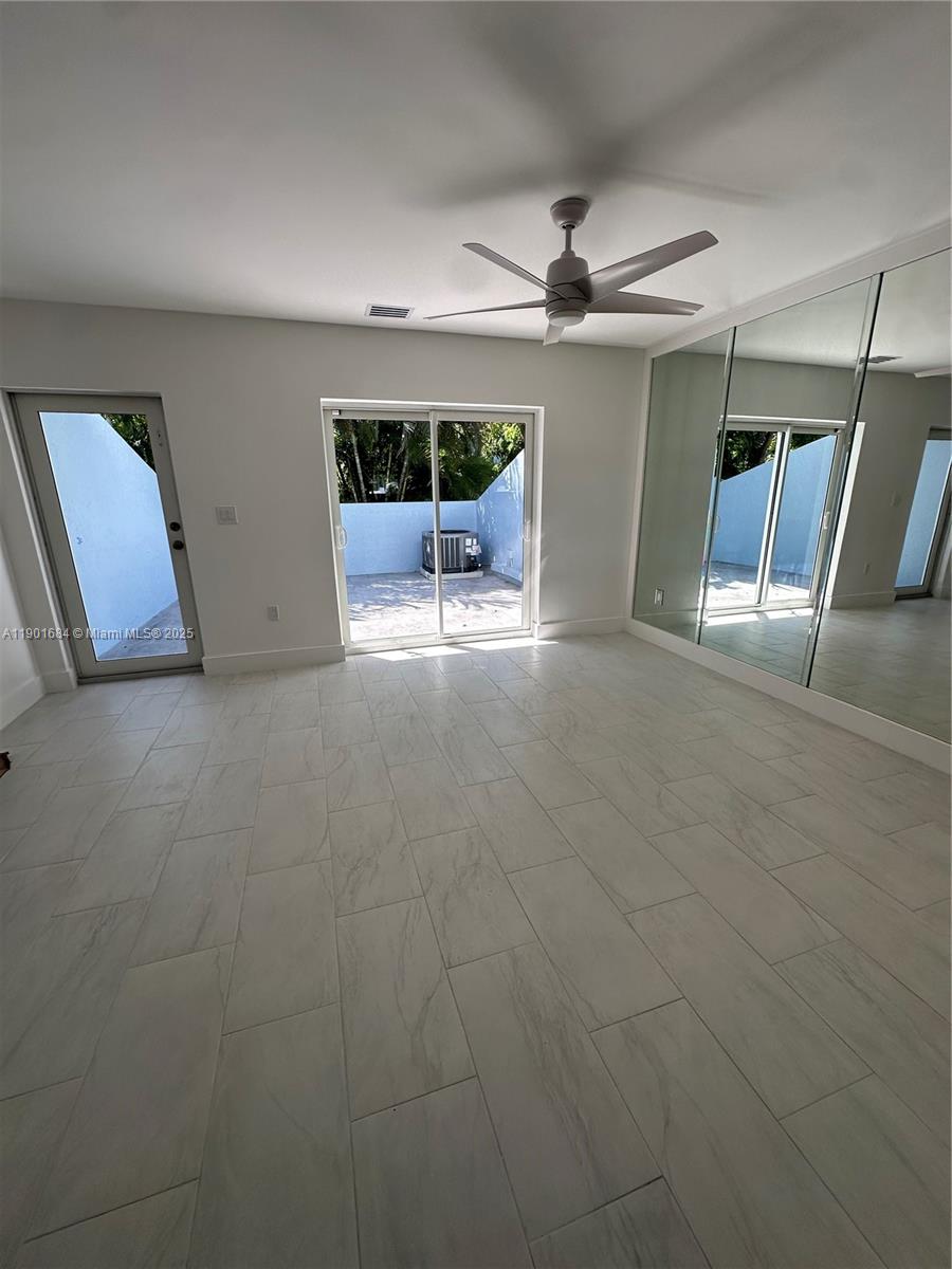 LE PHARE KEY BISCAYNE CON - Residential Lease