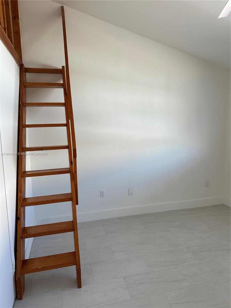 LE PHARE KEY BISCAYNE CON - Residential Lease