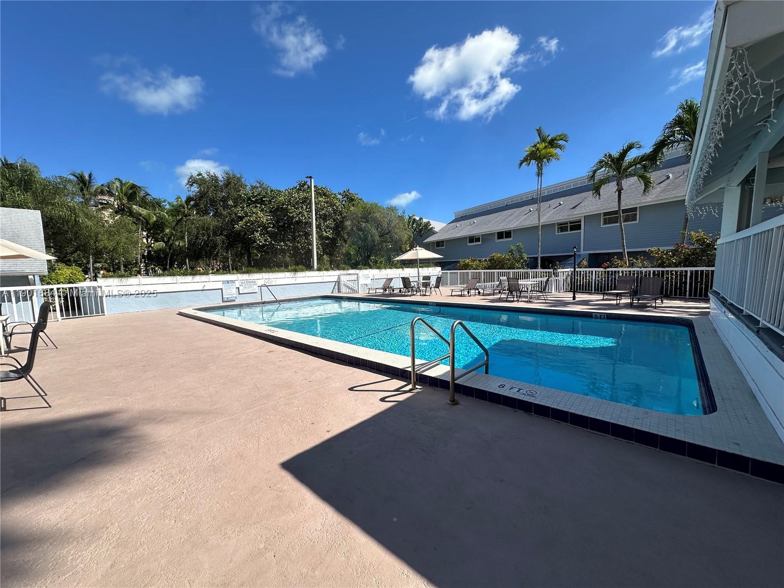 LE PHARE KEY BISCAYNE CON - Residential Lease