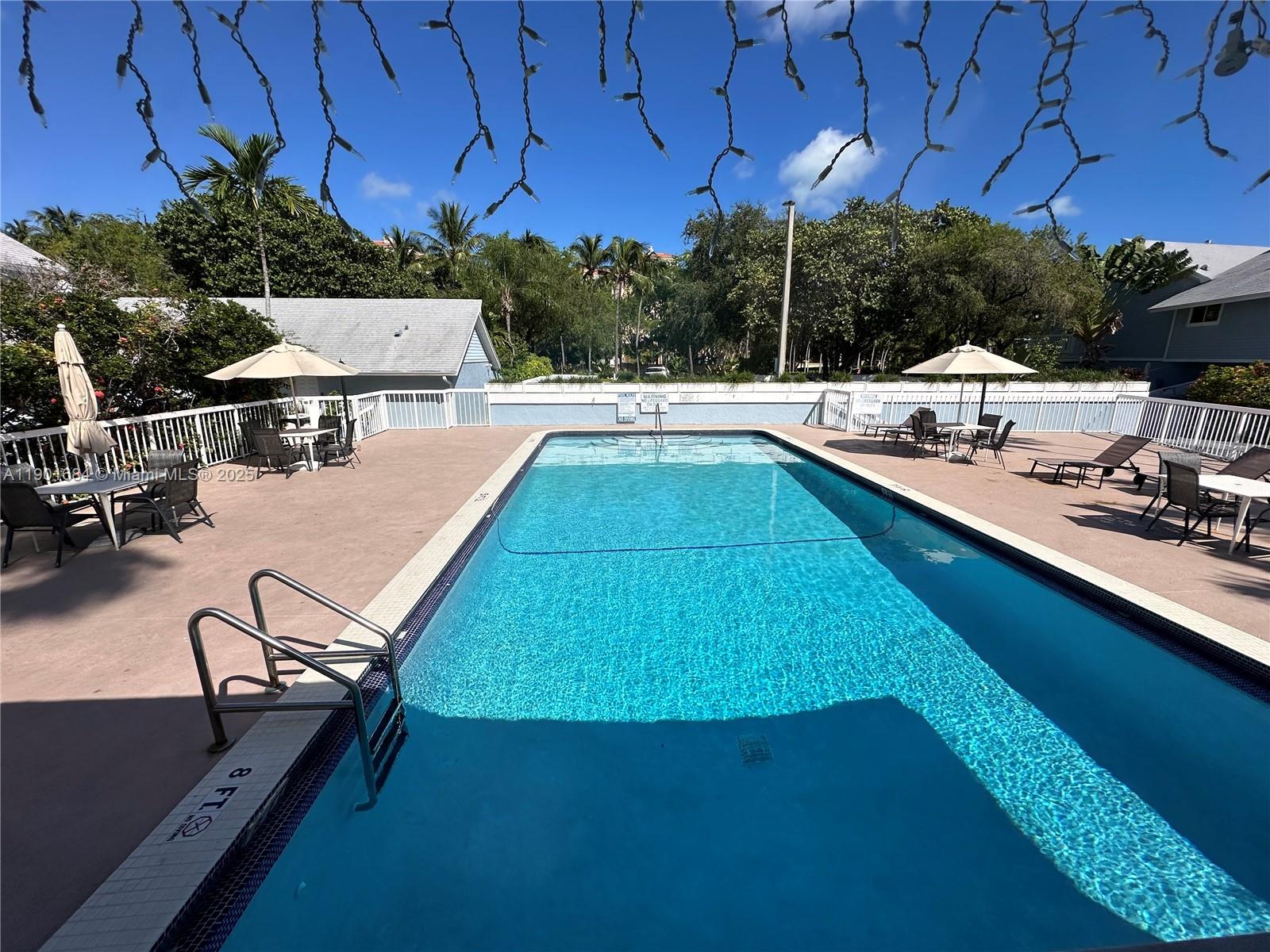 LE PHARE KEY BISCAYNE CON - Residential Lease