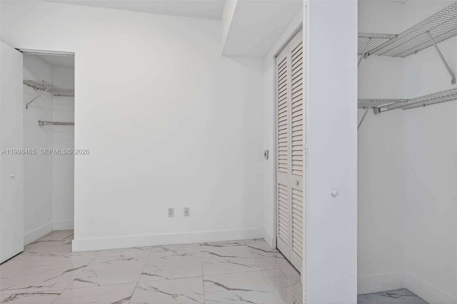 EDGEWATER LOFTS CONDO - Residential