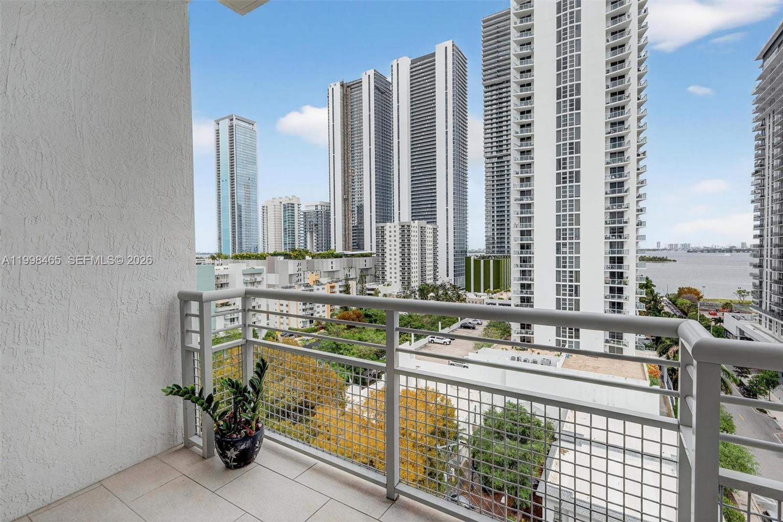 EDGEWATER LOFTS CONDO - Residential