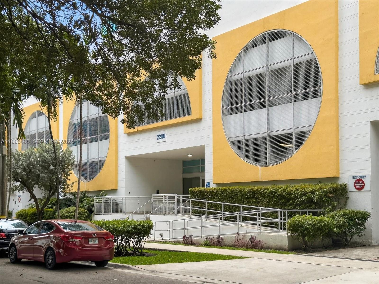 EDGEWATER LOFTS CONDO - Residential