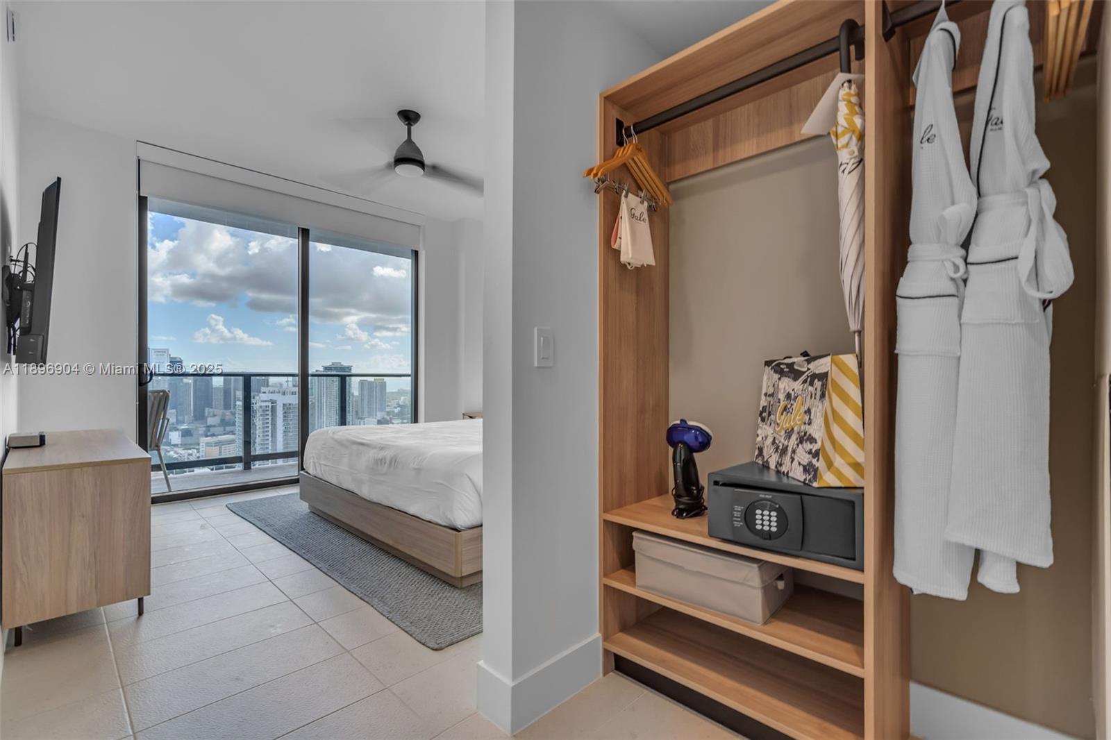 NATIIVO GALE - Residential