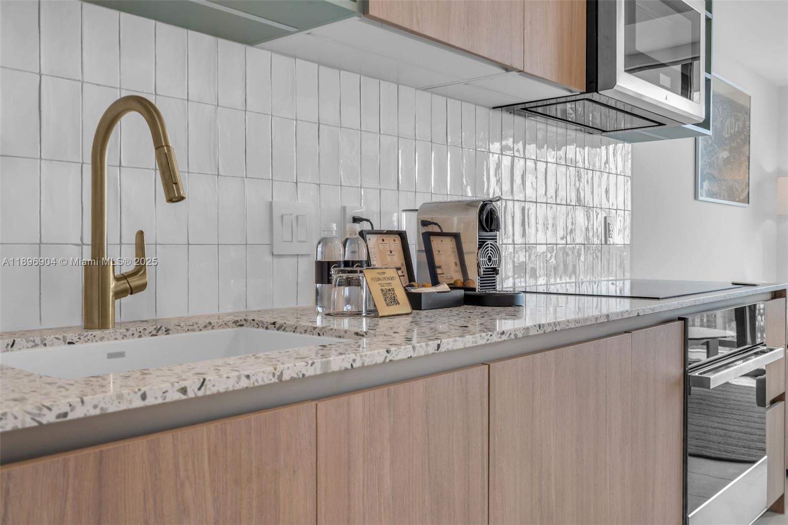 NATIIVO GALE - Residential