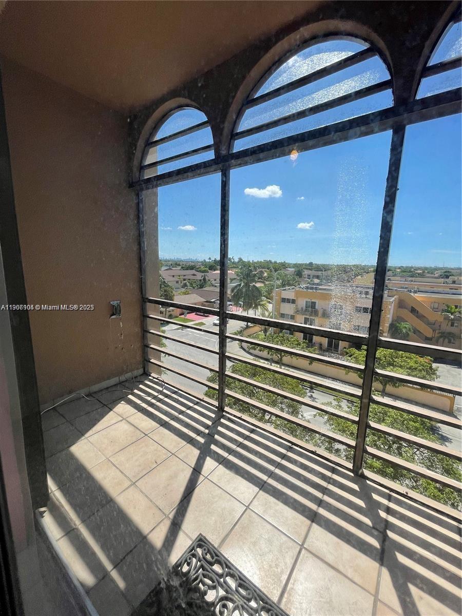 WESTLAND SOUTH CONDO - Residential Lease