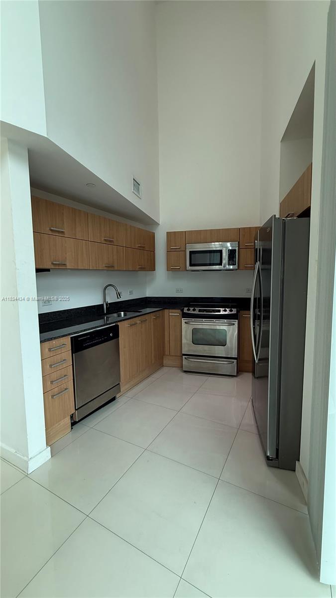 350 S Miami Ave 312