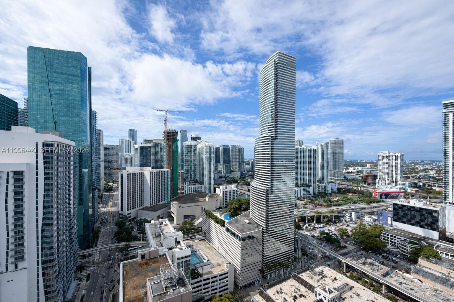 CENTRO CONDO - Residential