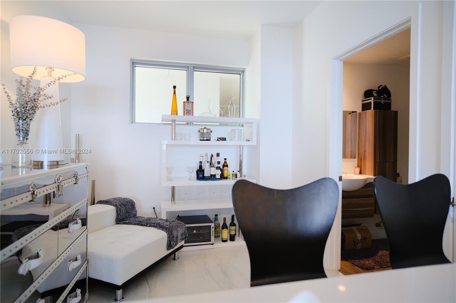 BISCAYNE BEACH CONDO - Residential