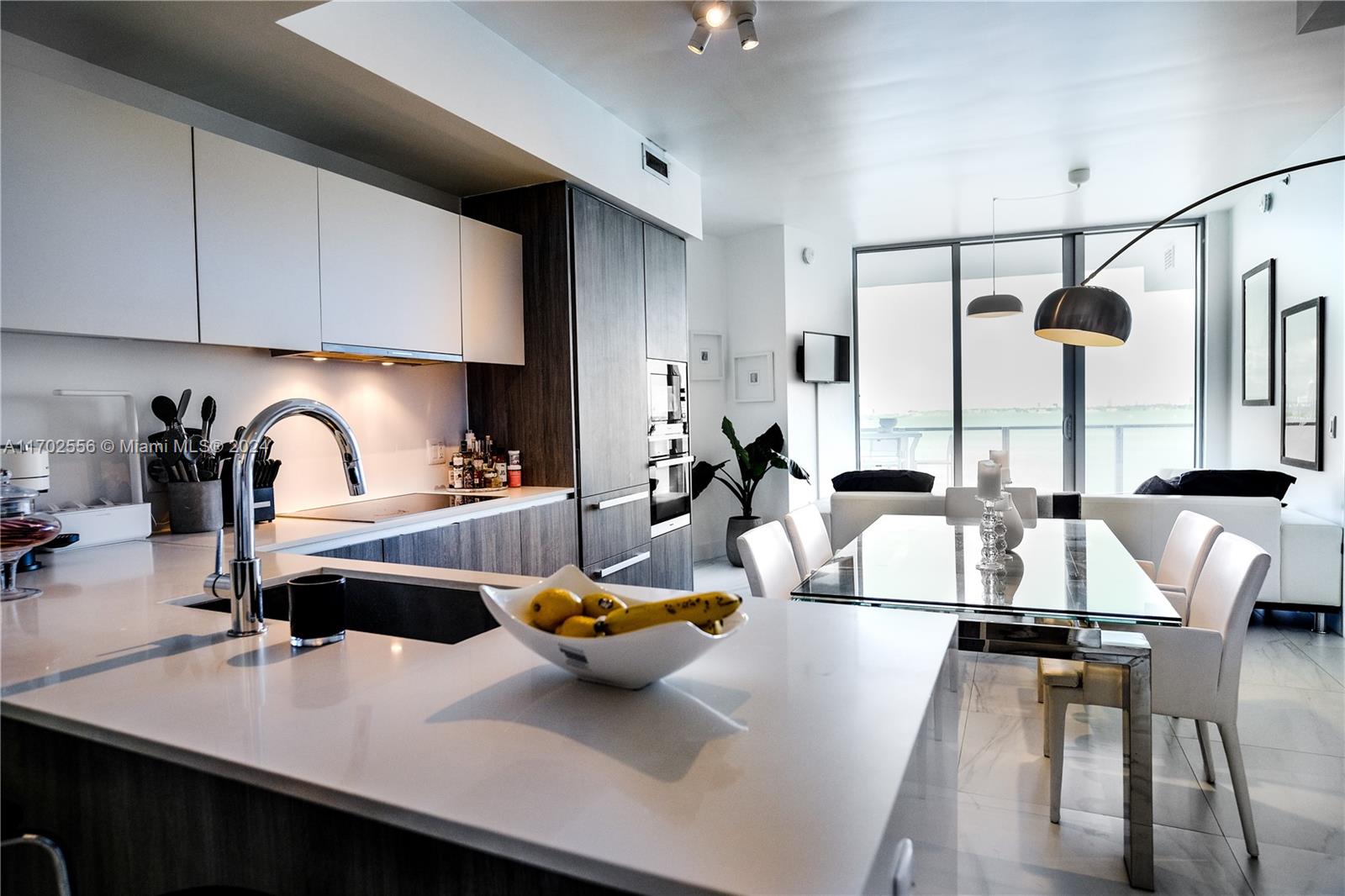 BISCAYNE BEACH CONDO - Residential
