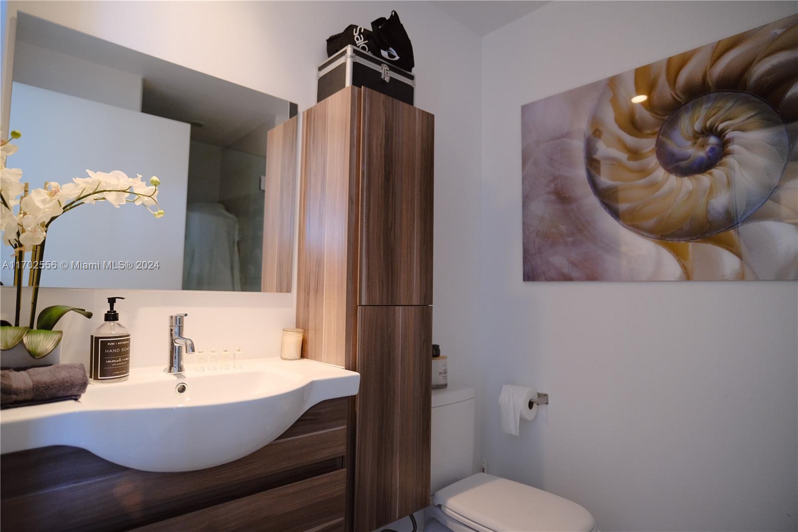 BISCAYNE BEACH CONDO - Residential