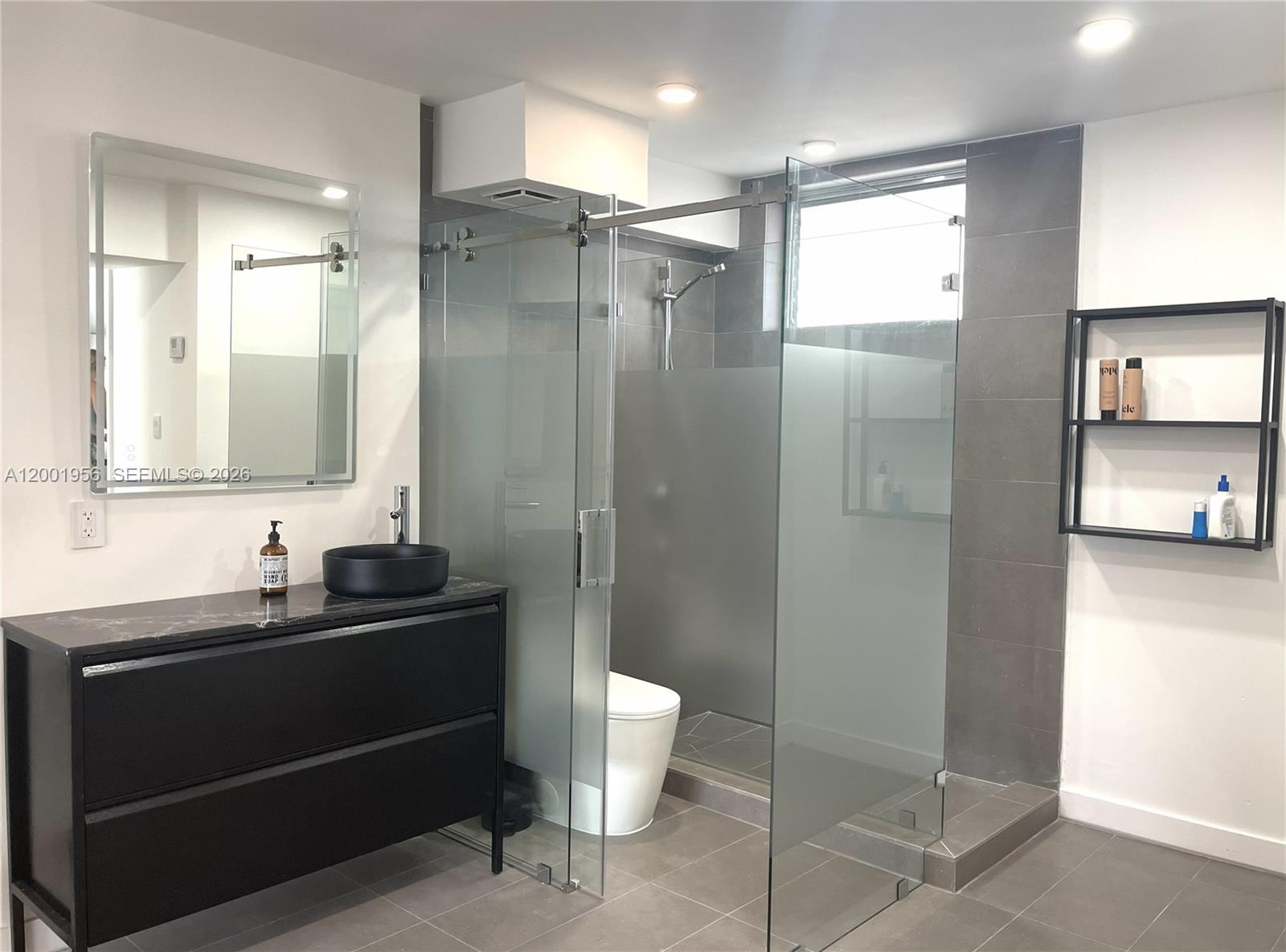 POINT EAST SEC II CONDO - Residential Lease