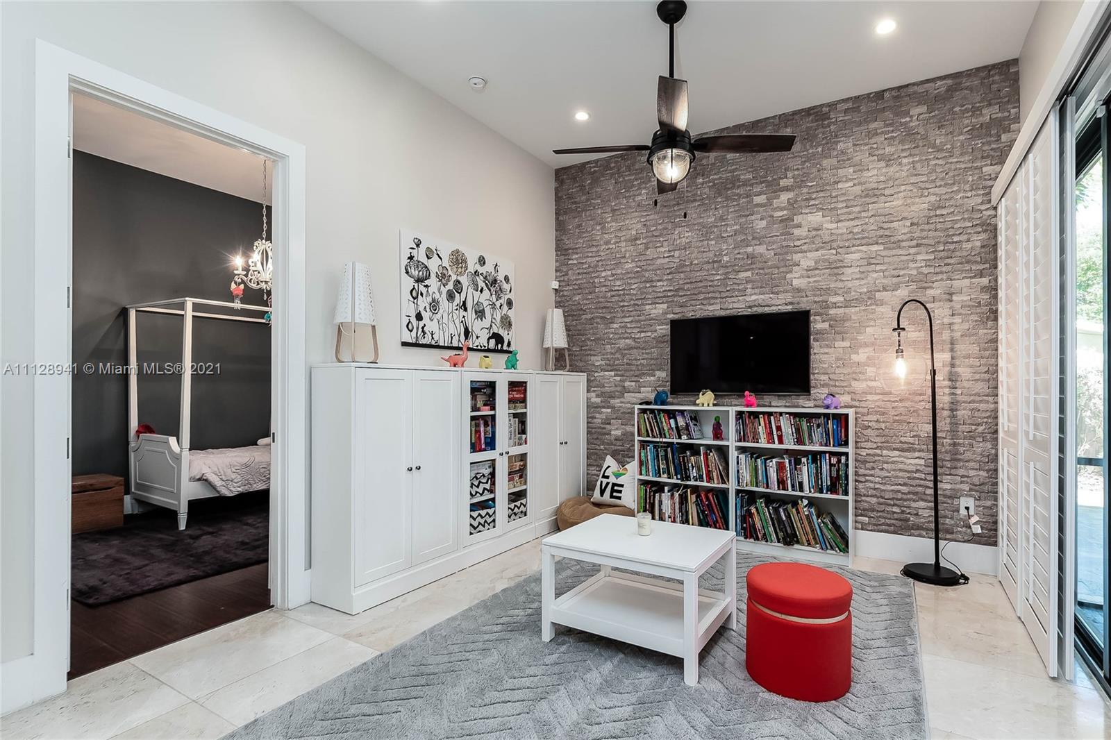 CORAL REEF HOMESITES - Residential