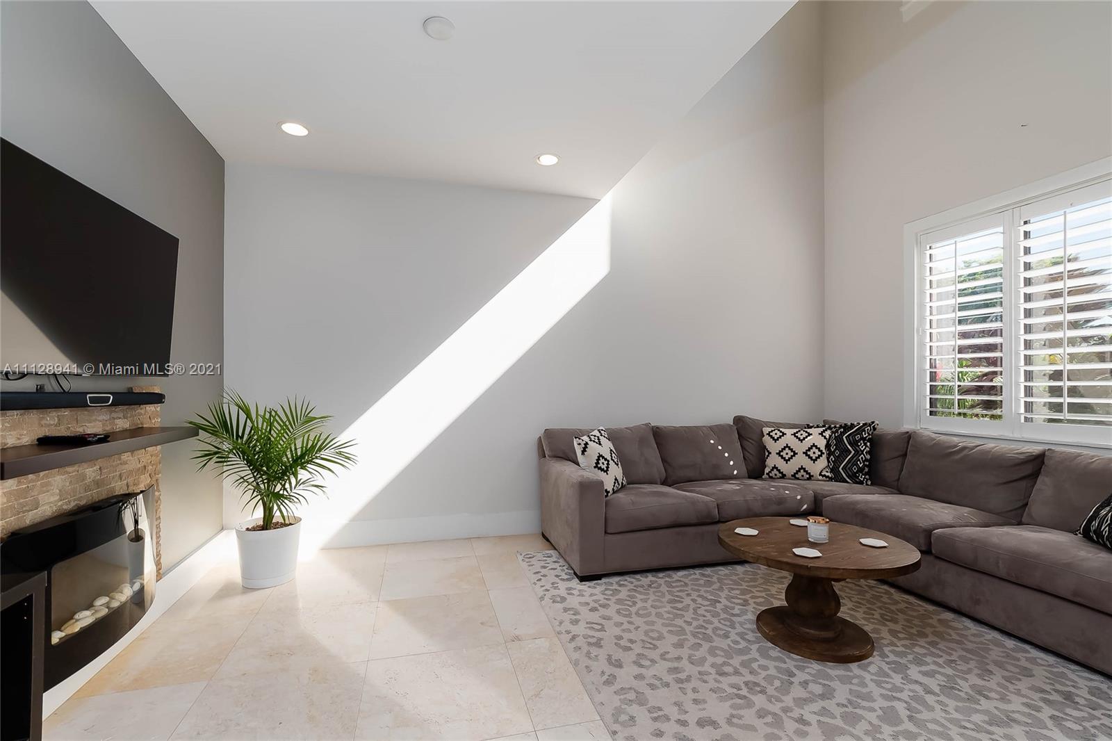 CORAL REEF HOMESITES - Residential