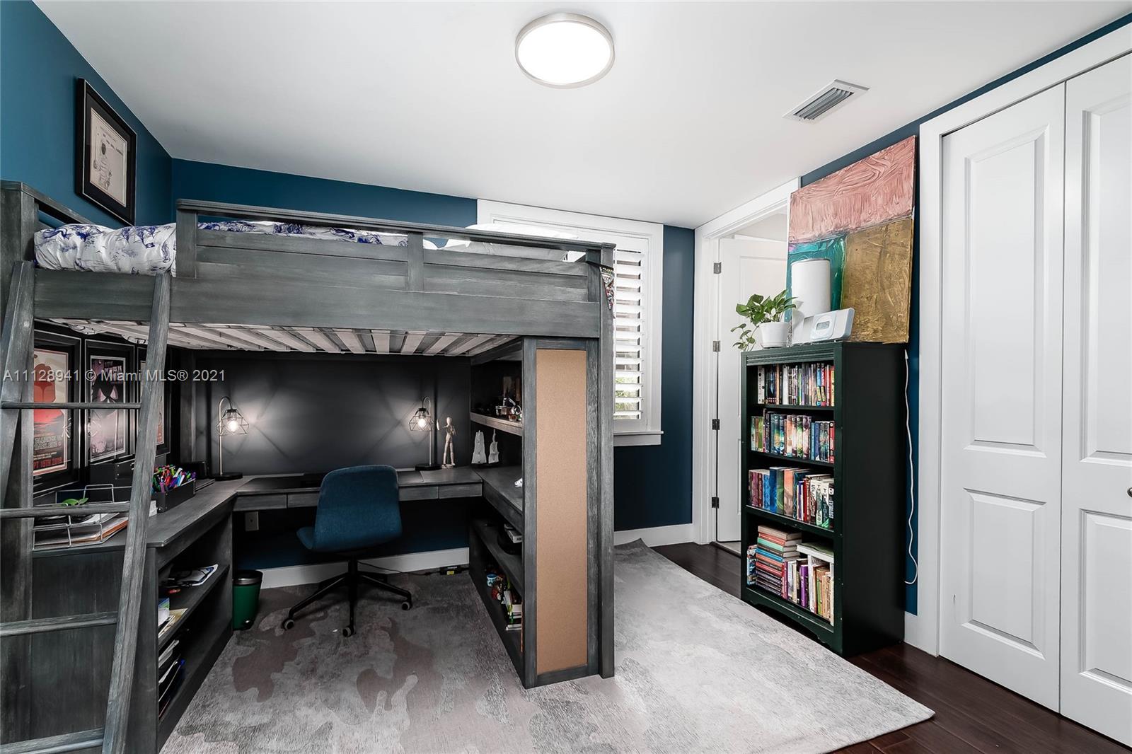 CORAL REEF HOMESITES - Residential