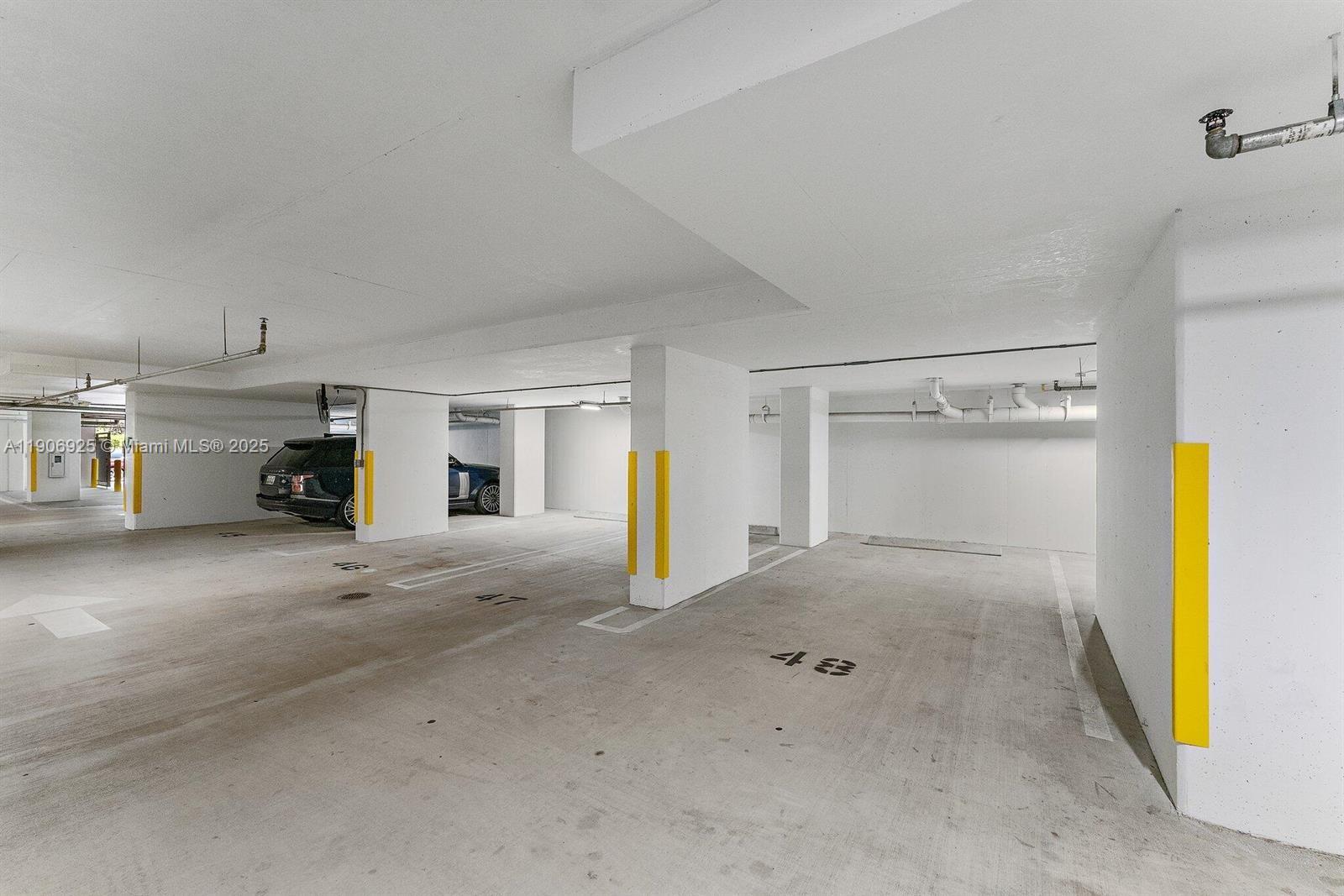 5000 NORTH OCEAN CONDO - Residential