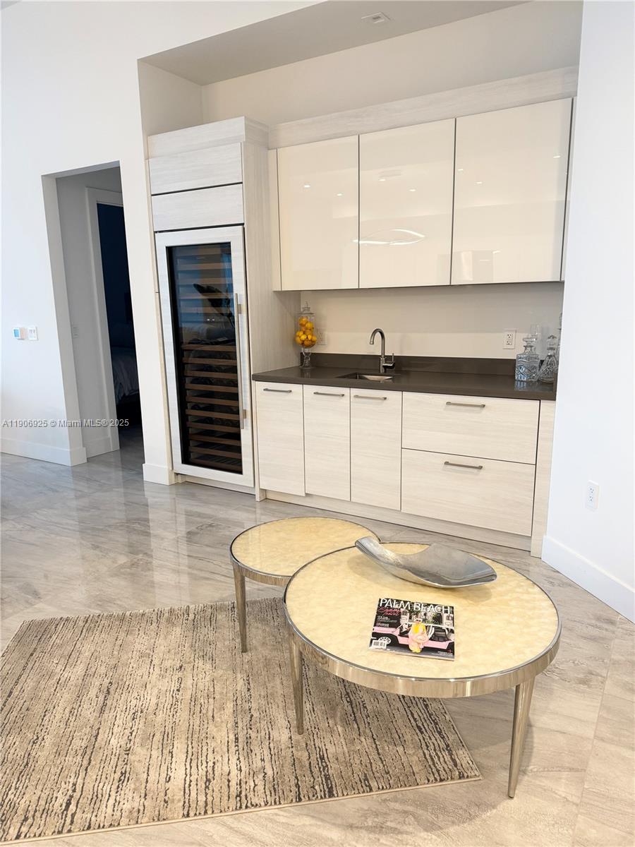 5000 NORTH OCEAN CONDO - Residential