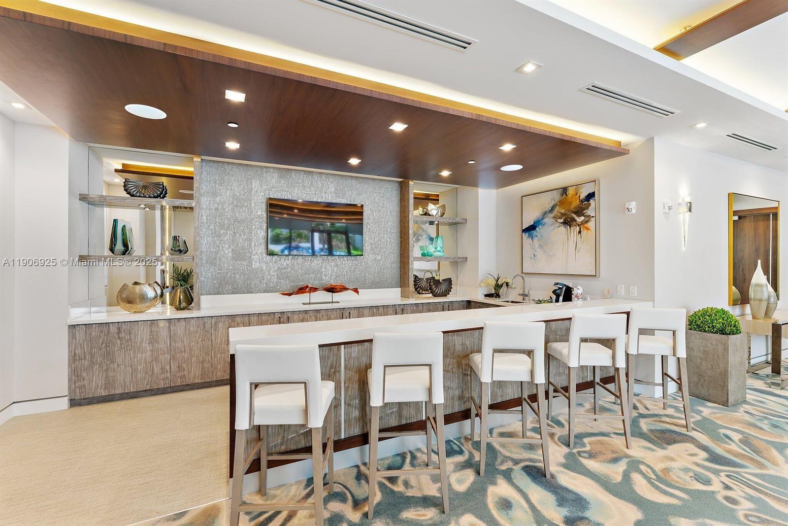 5000 NORTH OCEAN CONDO - Residential