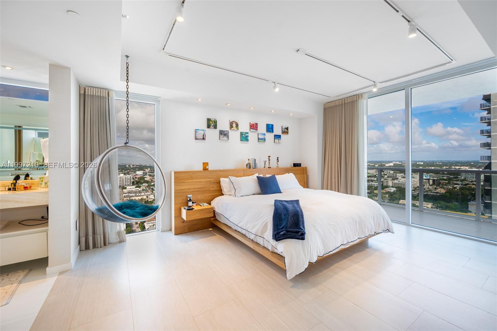 BAY HOUSE MIAMI CONDO - Residential