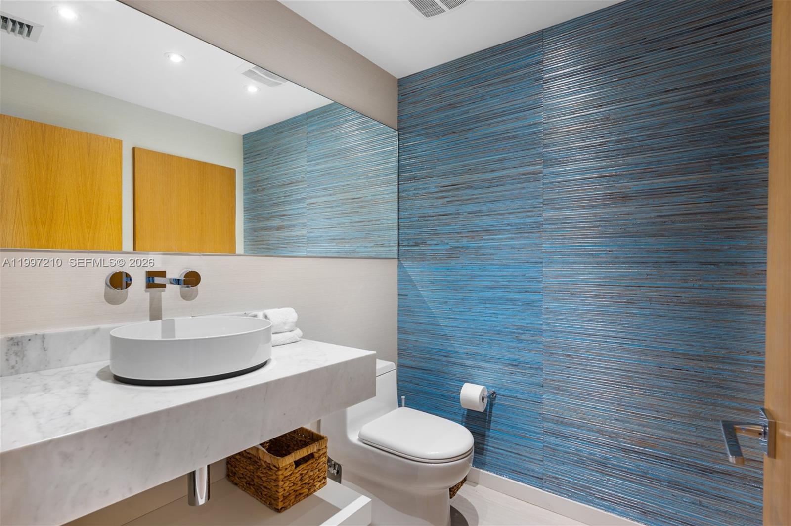 BAY HOUSE MIAMI CONDO - Residential