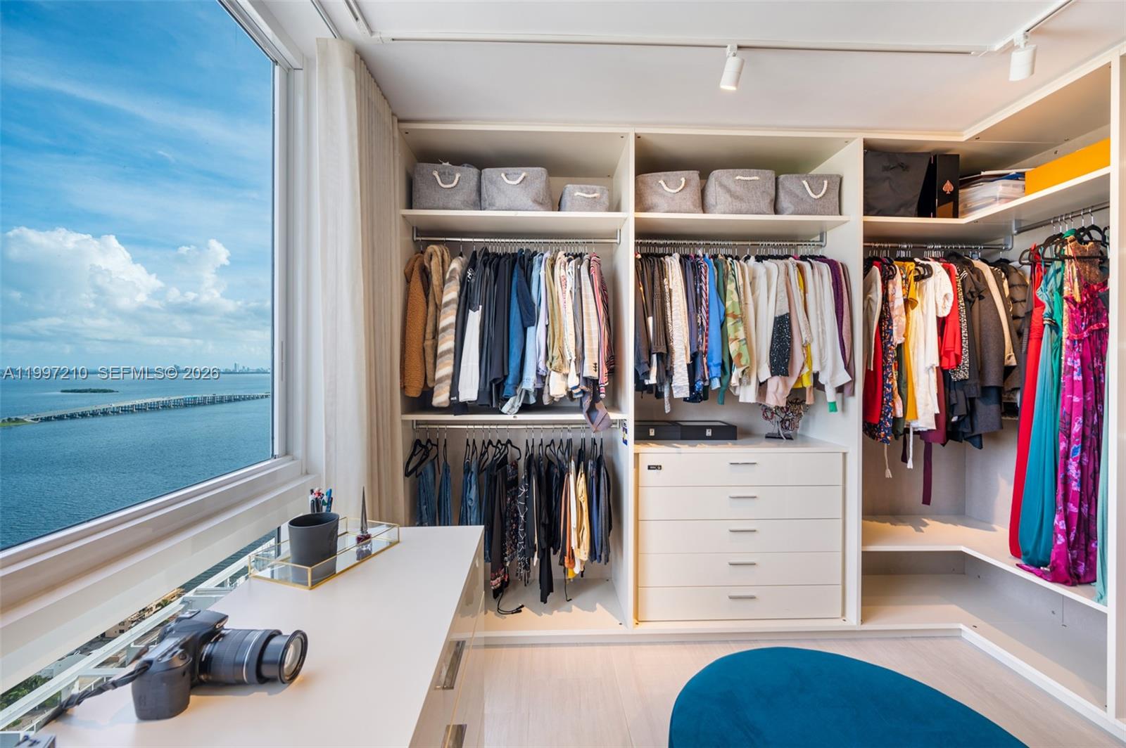 BAY HOUSE MIAMI CONDO - Residential