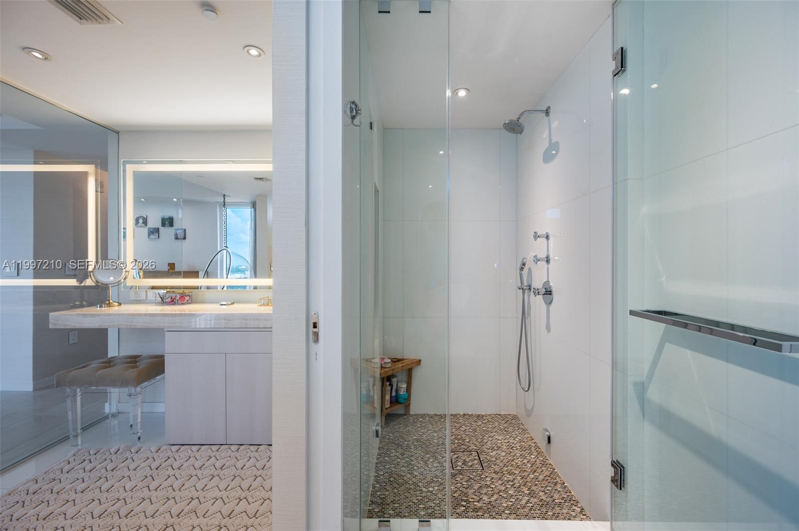 BAY HOUSE MIAMI CONDO - Residential