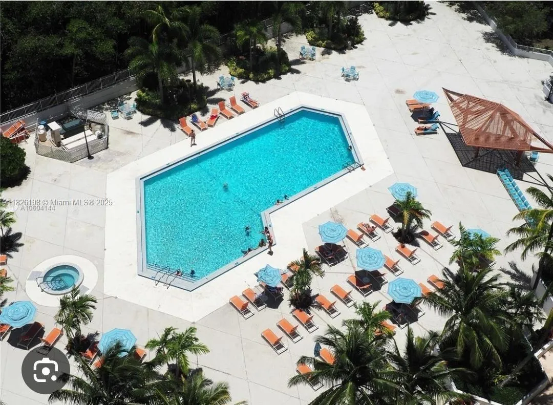 Sunny Isles Beach, Florida 33160, United States, 2 Bedrooms Bedrooms, ,2 BathroomsBathrooms,Residential,Active,155575