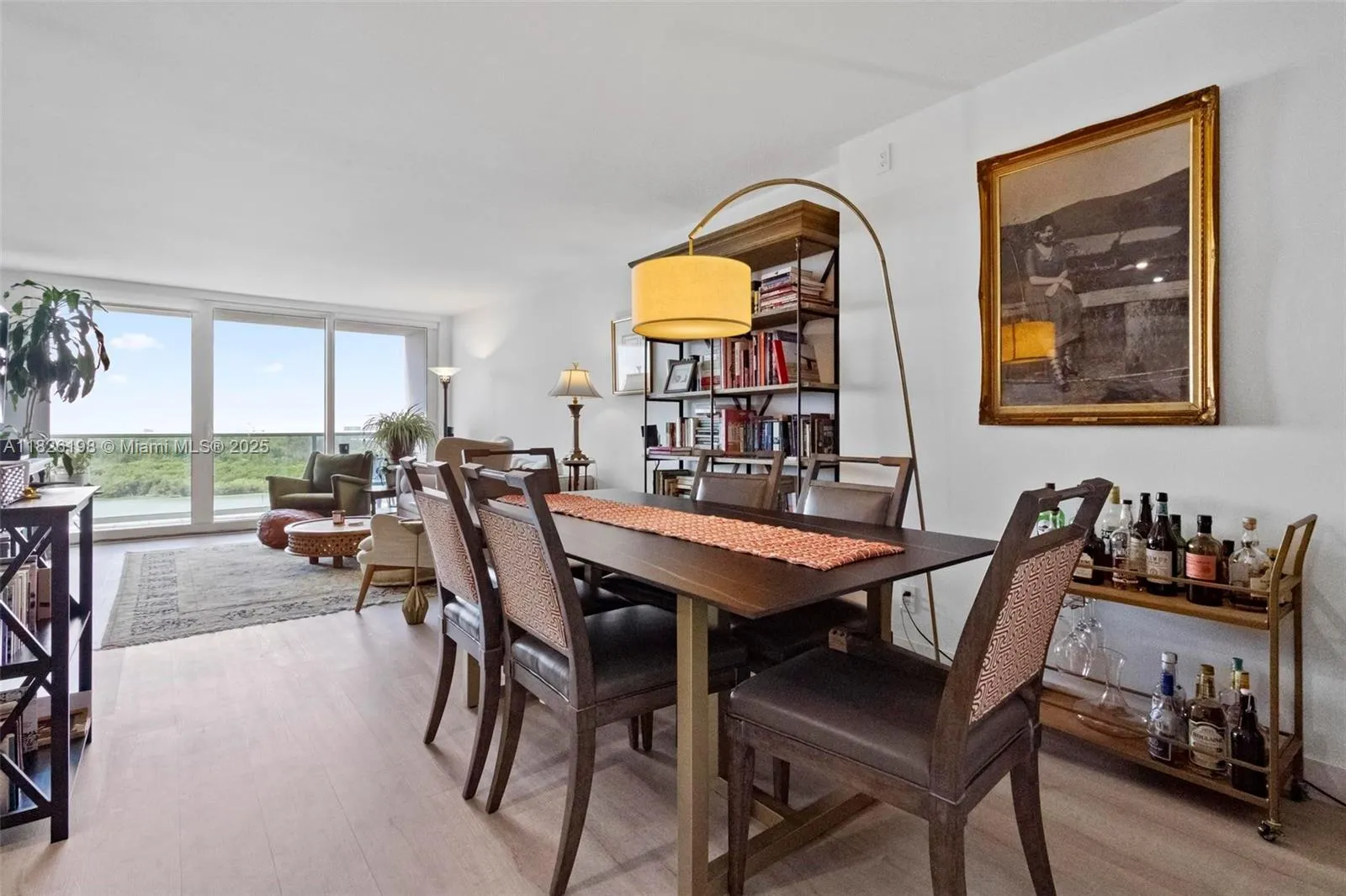 Sunny Isles Beach, Florida 33160, United States, 2 Bedrooms Bedrooms, ,2 BathroomsBathrooms,Residential,Active,155575