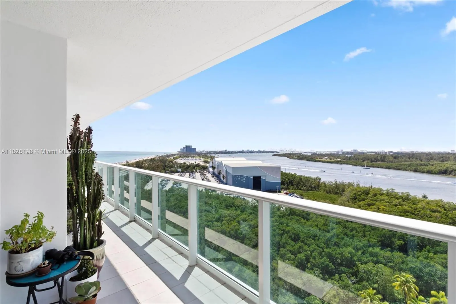 Sunny Isles Beach, Florida 33160, United States, 2 Bedrooms Bedrooms, ,2 BathroomsBathrooms,Residential,Active,155575