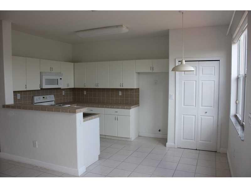 DORAL ISLES NORTH SEC TWO - Residential Lease