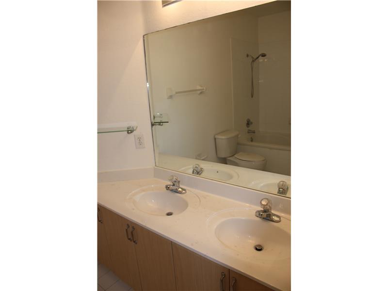 DORAL ISLES NORTH SEC TWO - Residential Lease