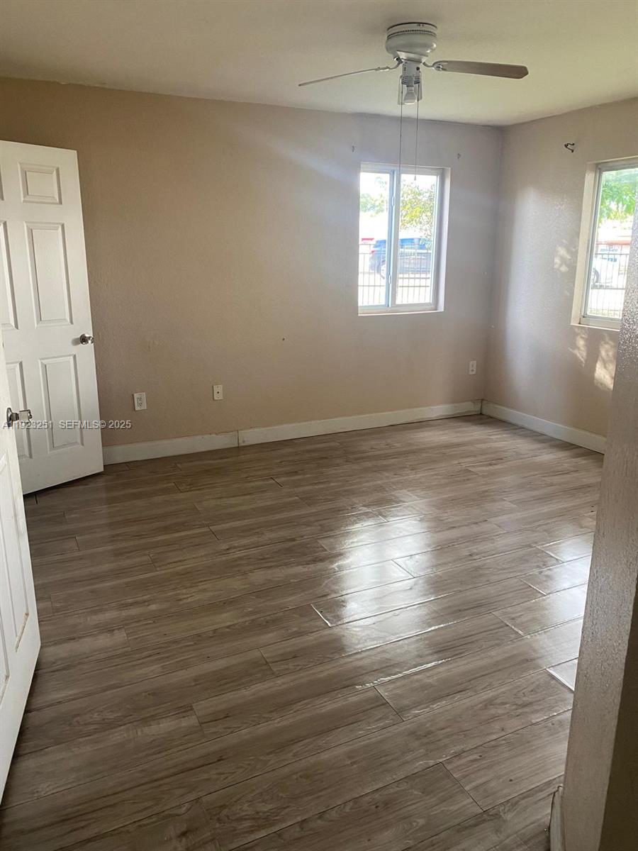 VISTA TRACE 2 CONDO - Residential