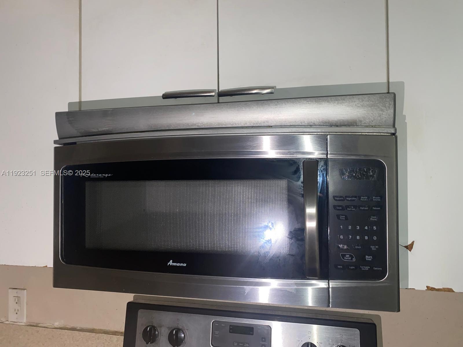 VISTA TRACE 2 CONDO - Residential