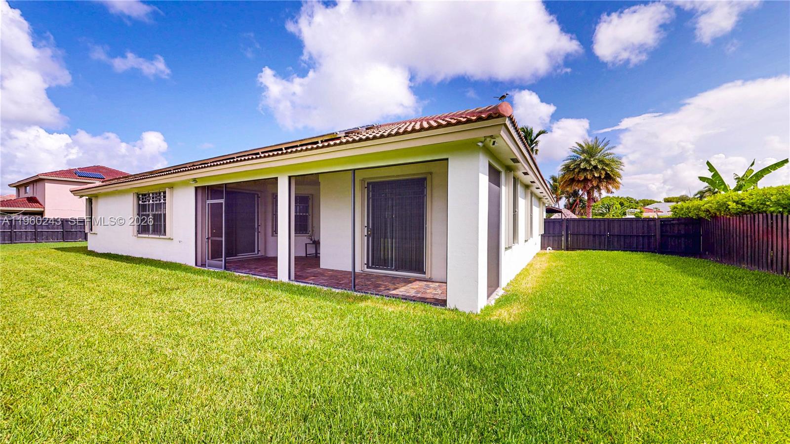 ESTATE MANSIONS 1ST ADDN - Residential