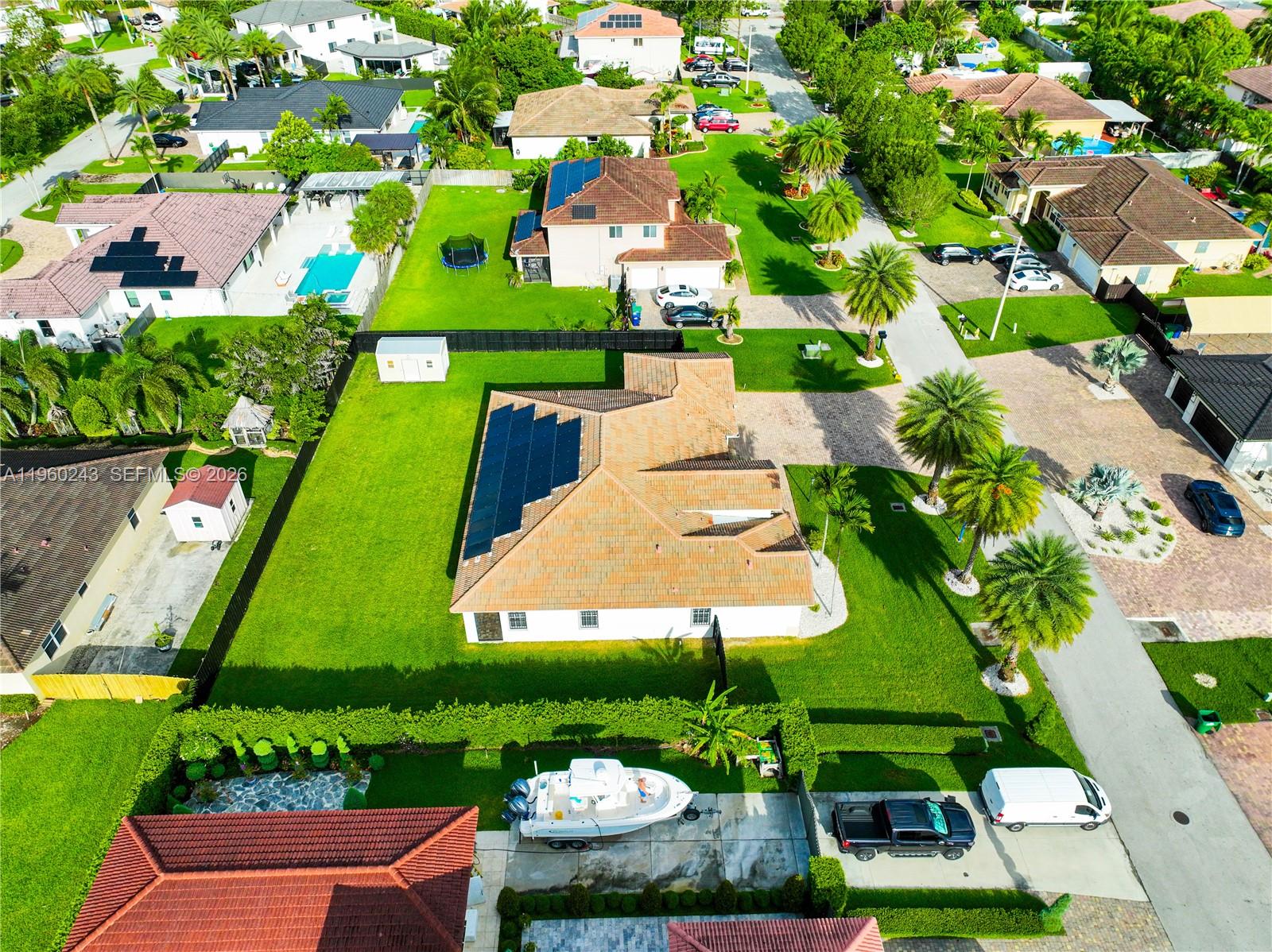 ESTATE MANSIONS 1ST ADDN - Residential